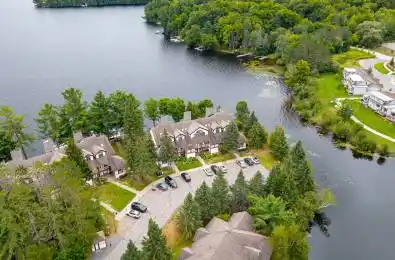 10 Coveside Drive Unit# 204 Huntsville Ontario P1H 1C3