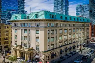 212 King Street Unit# 400 Toronto C01 Ontario M5V 3M2