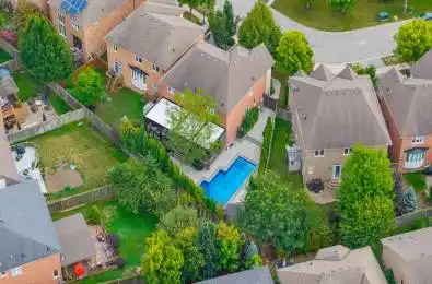 227 Beechtree Crescent Oakville Ontario L6L 0A5