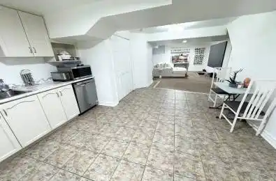 1010 White Clover Way Unit# Basement Apt Mississauga Ontario L5V 1C8