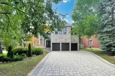 16 Crescentview Road Richmond Hill Ontario L4B 2Z1