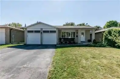 874 Sparrow Road Unit# Main Newmarket Ontario L3Y 5P9