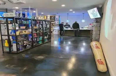 34 Avondale Boulevard Brampton Ontario L6T 1H3