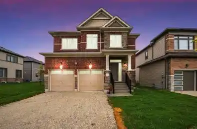 84 Season Crescent Wasaga Beach Ontario L9Z 1J7