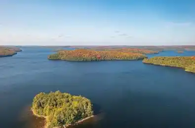 Bear Island Dysart et al Ontario P0A 1E0