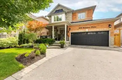 206 Birkshire Drive Aurora Ontario L4G 7R8