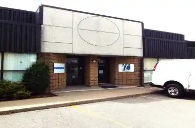 1621 Mcewen Drive Unit# 30 Whitby Ontario L1N 9A5