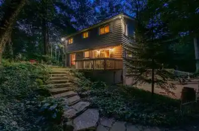 10257 Woodpark Court Lambton Shores Ontario N0M 1T0