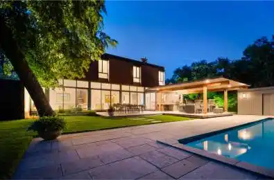 31 Auchmar Road Hamilton Ontario L9C 1C6