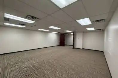 30 Eglinton Avenue Street Unit# 720 Mississauga Ontario L5R 3E7