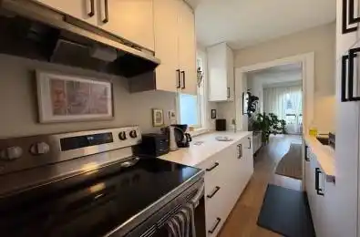 633 St Clair Avenue Unit# Upper Toronto C02 Ontario M6G 2Y2