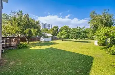 4097 Hickory Drive Mississauga Ontario L4W 1L1