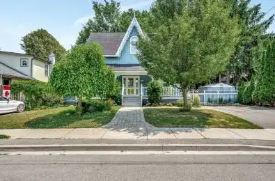 18 QUEEN Street Prince Edward County Ontario K0K 2T0