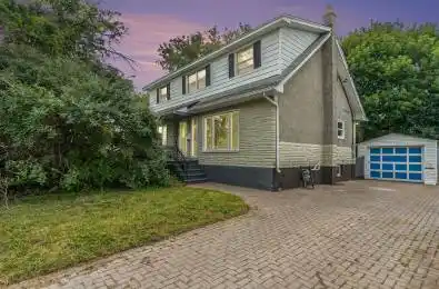 426 Blake Boulevard Unit# 1 Vanier and Kingsview Park Ontario K1K 1B1