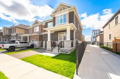 453 Boyd Lane Milton Ontario L9E 1X2