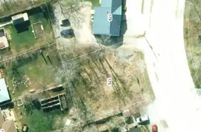 175 Simcoe Avenue Georgina Ontario L4P 2H6