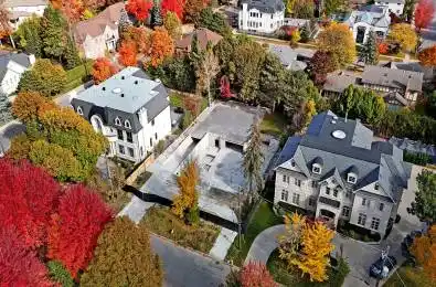 27 Dempsey Crescent Toronto C12 Ontario M2L 1Y4