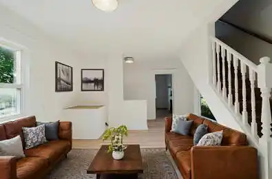 4 GREENLAW Avenue Toronto W03 Ontario M6H 3V5