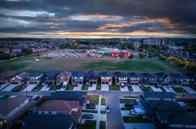 957 Holtby Court London North Ontario N6G 0W9