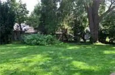 2348 Sovereign Street Oakville Ontario L6L 1L8