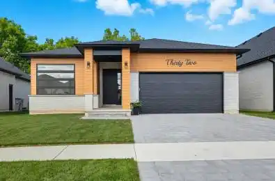 32 BRISCOE Crescent Strathroy-Caradoc Ontario N7G 4E2