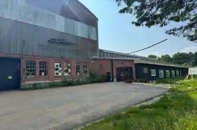 101 ENTRANCE Drive Bracebridge Ontario P1L 1H3