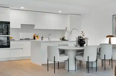 200 Keewatin Avenue Unit# PH410 Toronto C10 Ontario M4P 1Z8