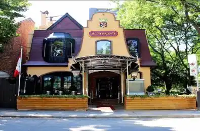 21 Gloucester Street Toronto C08 Ontario M4Y 1L8