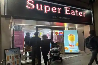 376 Yonge Street Toronto C01 Ontario M5B 1S6