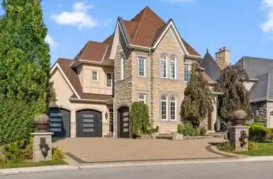 22 Longthorpe Court Aurora Ontario L4G 0K4