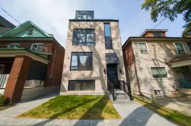 52 Vernon Street Unit# 301 Toronto W02 Ontario M6P 1T1