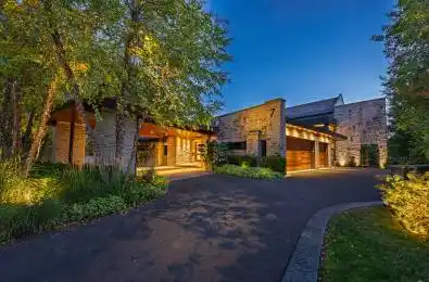 7 Oxbow Road Toronto C12 Ontario M3B 1Z9