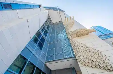 1 The Esplanade Street Unit# 2202 Toronto C08 Ontario M5E 0E8