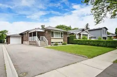 8 Cromer Place Toronto W09 Ontario M9R 2E1