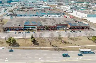 8032 TORBRAM Road Brampton Ontario L6T 3T2