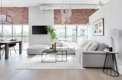 2 Fieldway Road Unit# 209 Toronto W08 Ontario M8Z 0B9