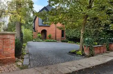 34 South Drive Toronto C09 Ontario M4W 1R1