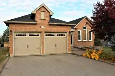 310 Chambers Crescent Newmarket Ontario L3X 1T2