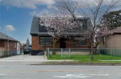 1010 Caledonia Road Unit# 2nd Toronto W04 Ontario M6B 3Z1