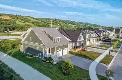 190 Courtland Street Blue Mountains Ontario L9Y 4E4