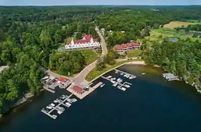 1003 MATTHEWS Drive Unit# C5 12SA Muskoka Lakes Ontario P0B 1P0