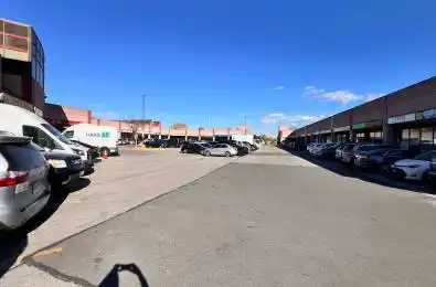 8 glen watford Drive Unit# 2 Toronto E07 Ontario M1S 2C1