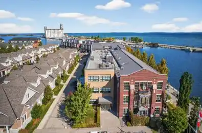 1 Shipyard Lane Unit# 301 Collingwood Ontario L9Y 0W2