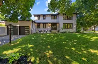 1857 Friar Tuck Court Mississauga Ontario L5K 2L4