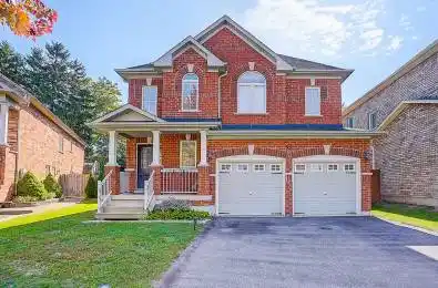 25 Neill Avenue Whitby Ontario L1R 3N4
