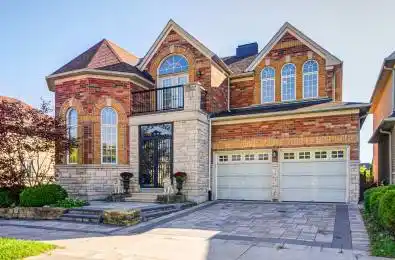 39 Boulderbrook Drive Toronto E11 Ontario M1X 2C2