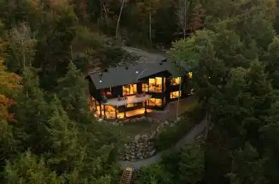 86 Claren Crescent Huntsville Ontario P1H 0C3