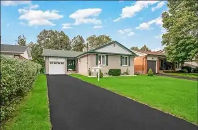 1821 Truscott Drive Mississauga Ontario L5J 2A1