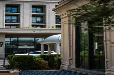 278 Buchanan Drive Unit# 332E Markham Ontario L3R 6J1