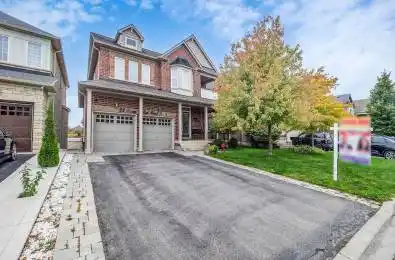 23 Larson Peak Road Caledon Ontario L7C 3P7
